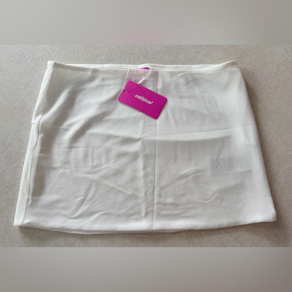 EDIKTED NWT MINI SKIRT!